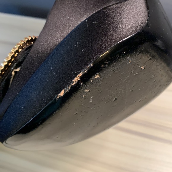 Roger Vivier Paris Black Satin Limelight Buckle Embellished Platform Pumps - Picture 10 of 13